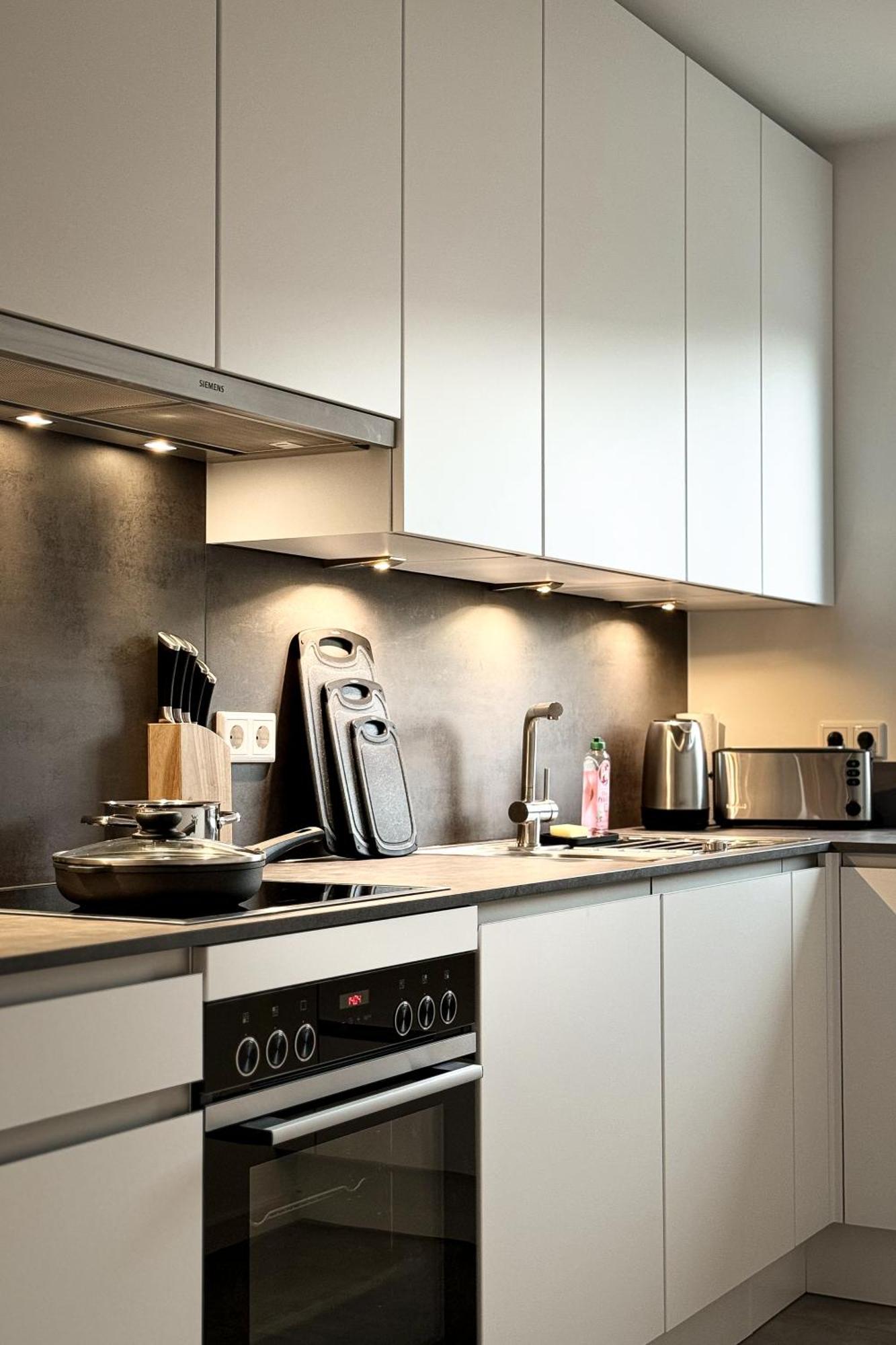Aparthome Eching Deluxe Near Munich Airport Buitenkant foto