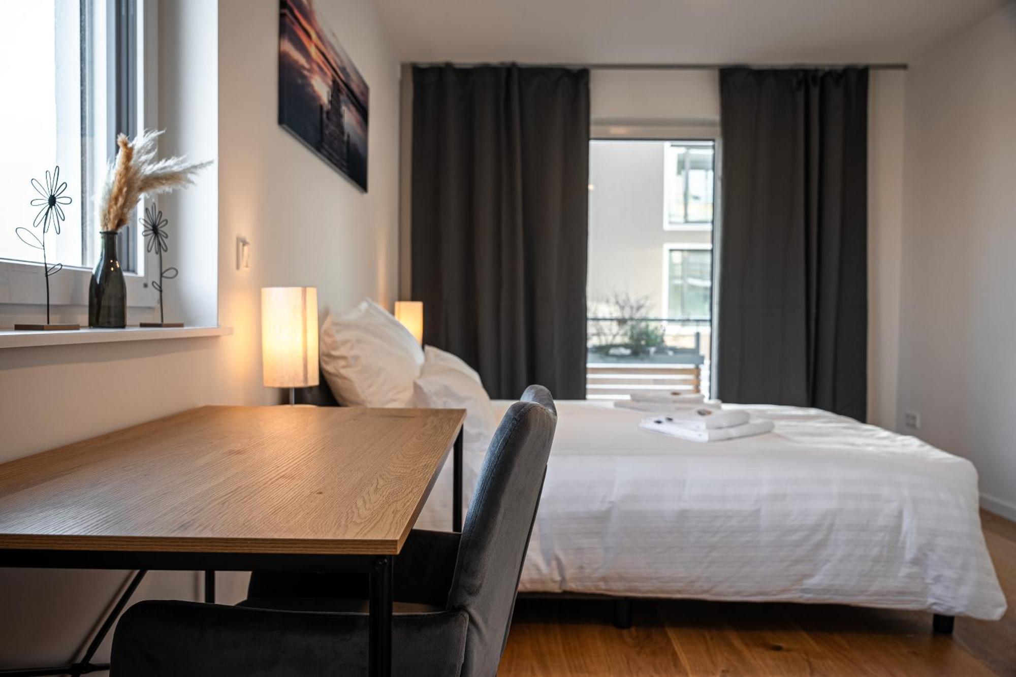 Aparthome Eching Deluxe Near Munich Airport Buitenkant foto